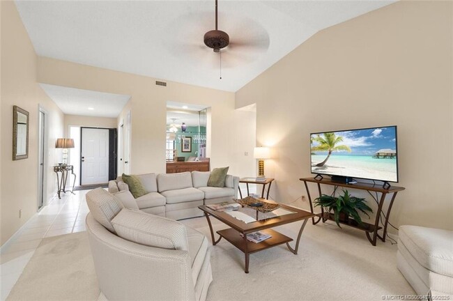 Building Photo - 4004 SW Osprey Creek Way