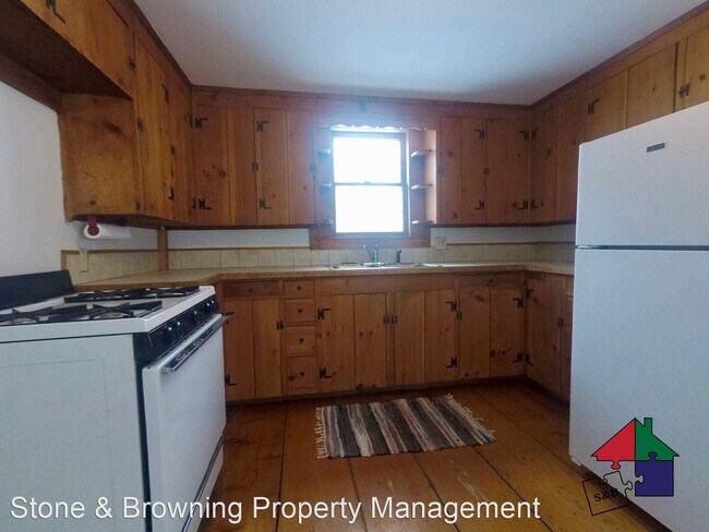 Building Photo - 3 br, 2 bath House - 1026 East Road