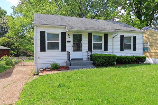 Building Photo - 224 Cameron Rd