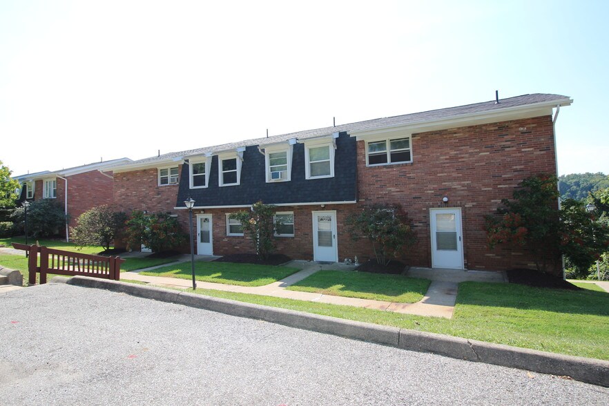 Briarcliff Manor Rentals Wheeling, WV