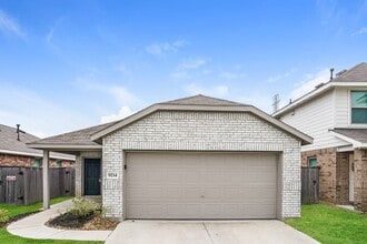 Building Photo - 9214 Burnet Flds Dr