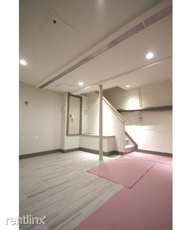 Fotografía del edificio - 159 W 10th St