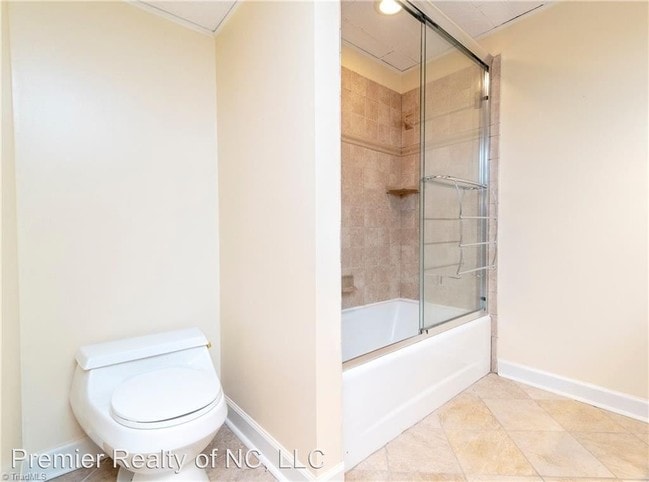 Building Photo - 3 br, 3 bath House - 176 Golfview Drive