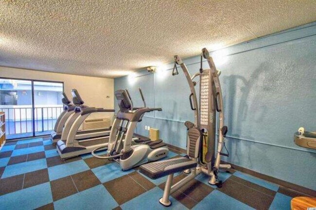 Foto del edificio - 2506 N Ocean Blvd