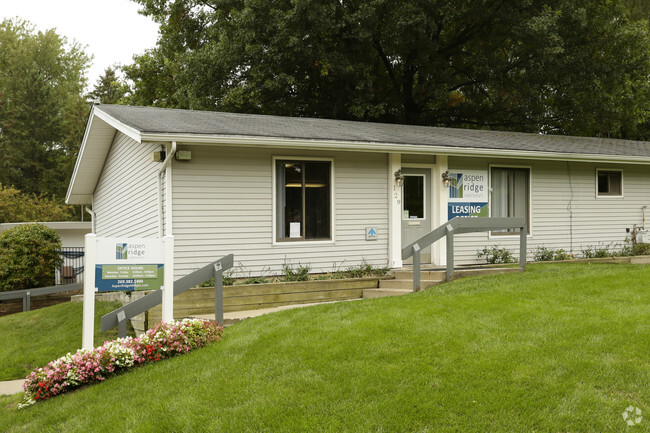 Building Photo - Aspen Ridge Apartments