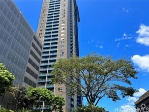 Building Photo - 801 South St