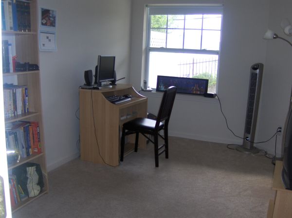 Building Photo - 312 Waterside Close