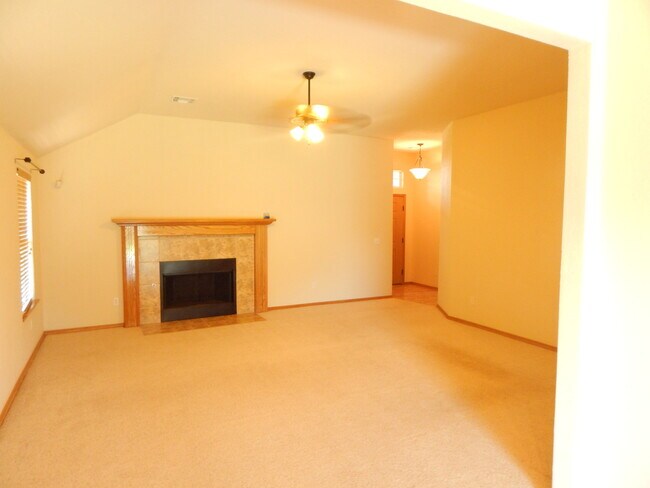 Foto del edificio - Great Home in Edmond School District + Ref...