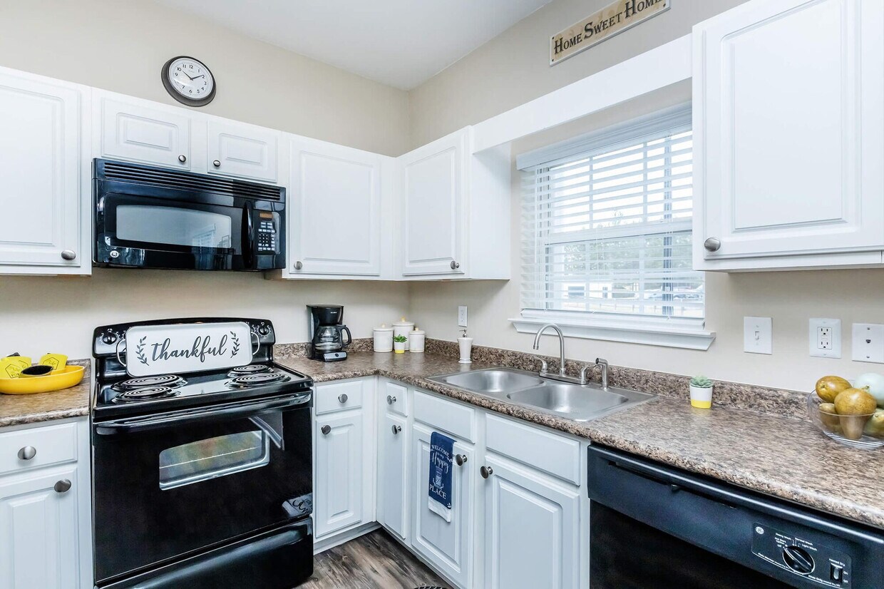 Reserve at Long Point 700 Beverly Hills Rd Hattiesburg, MS