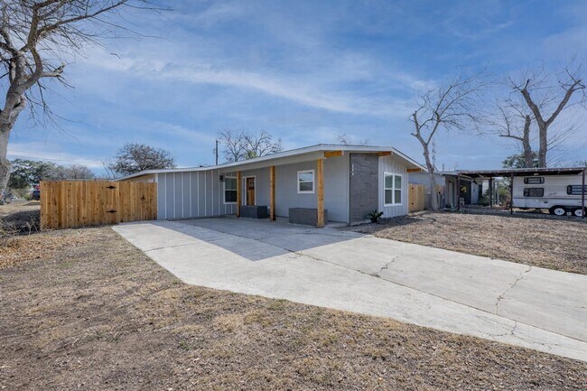 Foto del edificio - 306 Westmoreland Dr