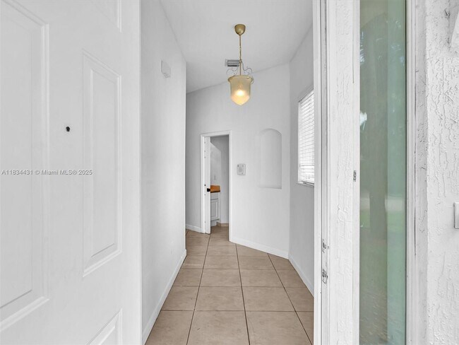 Foto del edificio - 2771 Treasure Cove Cir