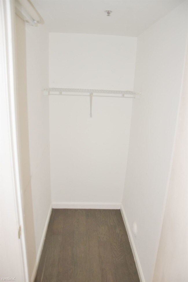 Foto del edificio - Studio, 1 bath  - 66 Queensberry St # 24A