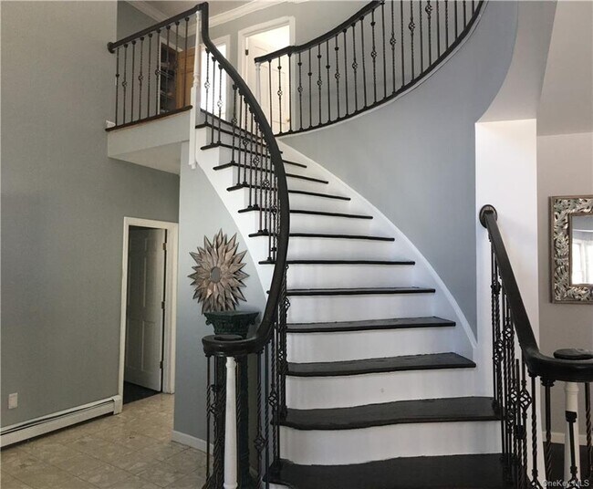 Foto del edificio - 15 Bearberry Ln