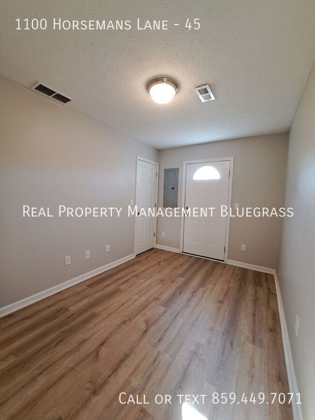 Foto del edificio - 1100 Horsemans Ln