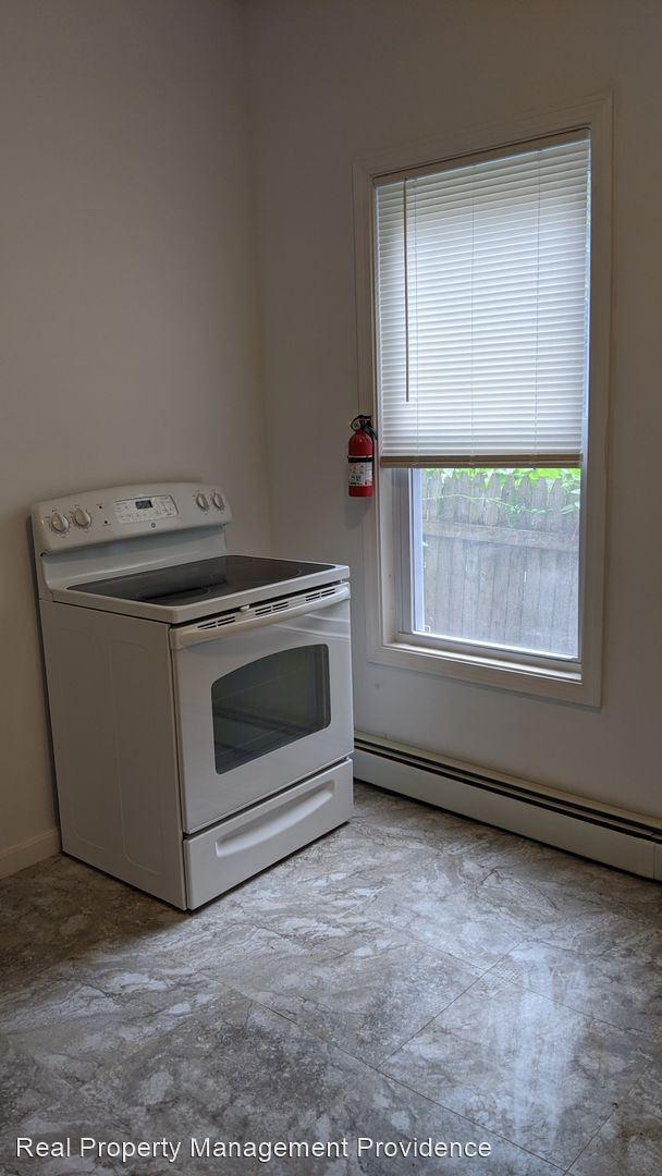 Foto del edificio - 10 Arch St