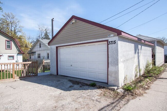 Building Photo - 3 br, 1 bath House - 3715 Lyndale Avenue N