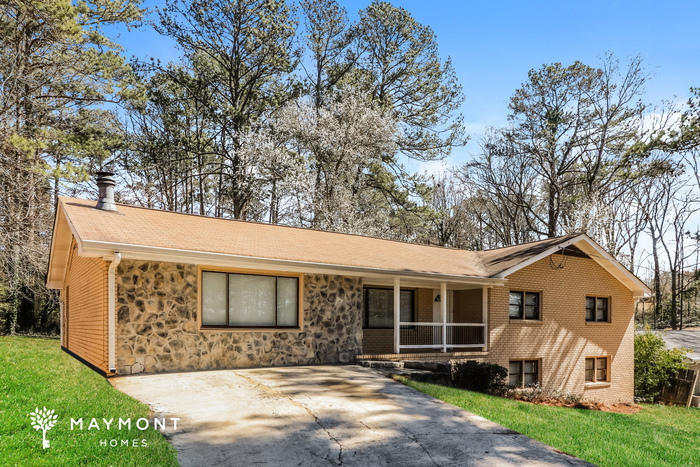 Foto del edificio - Charming Brick Home in Austell, GA