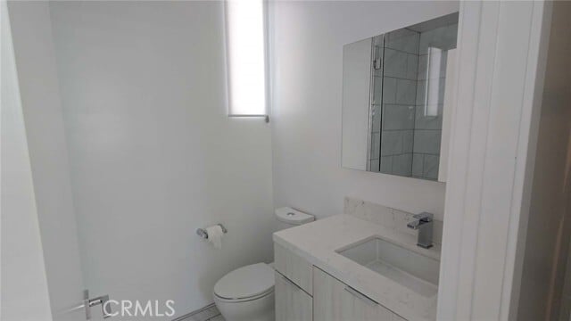 Foto del edificio - 319 S Serrano Ave