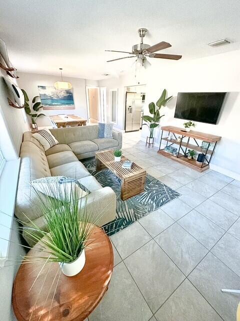 Foto del edificio - 325 SW 4th Ave