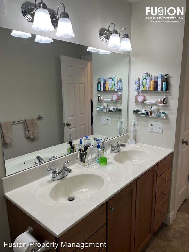 Foto del edificio - 2 br, 1.5 bath House - 123 South Jefferson...
