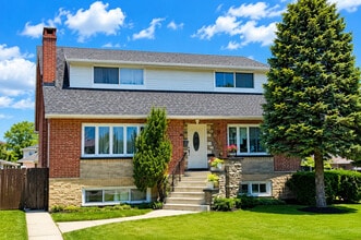 Building Photo - 4824 S Lotus Ave