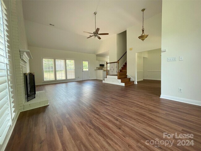 Foto del edificio - 8509 Netherfield Ct