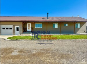 Building Photo - 13355 N Dekay Rd