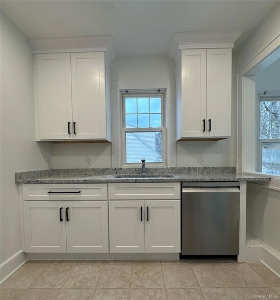 Building Photo - 37 Church St