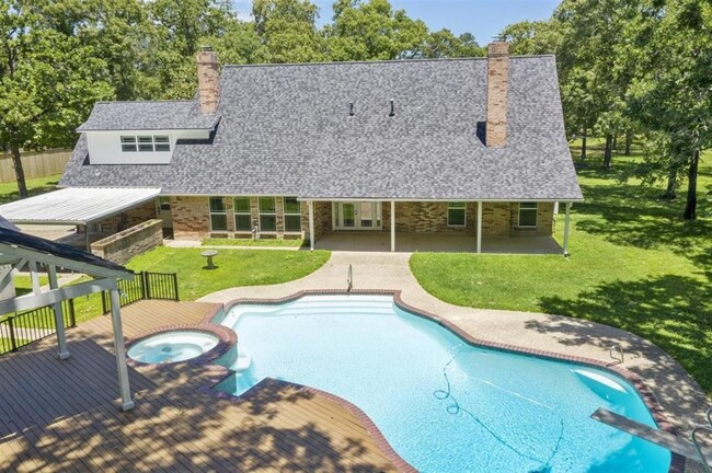 Building Photo - 14203 Decker Dr