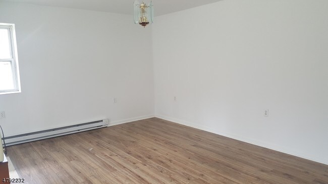 Foto del edificio - 3 Tracy Ln