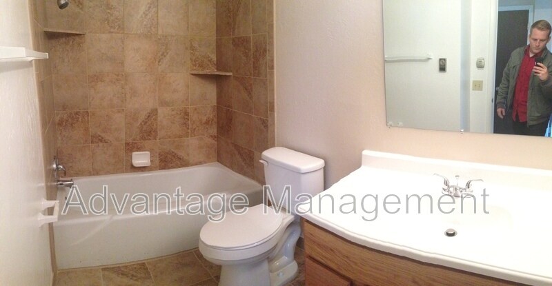 Foto del edificio - 842 50 E