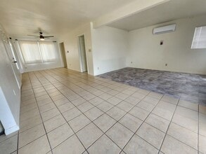 Building Photo - 5762 Howard Way