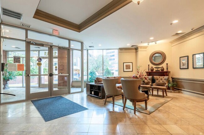 Foto del edificio - 1001 N Vermont St