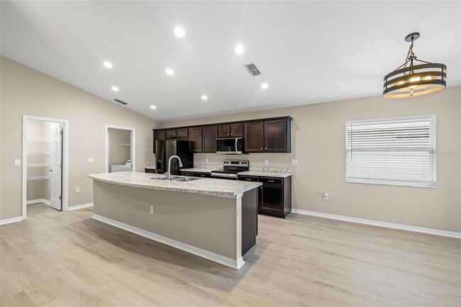 Building Photo - 3878 White Ibis Rd