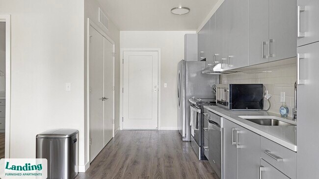 Foto del edificio - 3158 SW 12th Ave