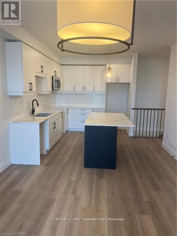 Building Photo - 3900 Savoy St