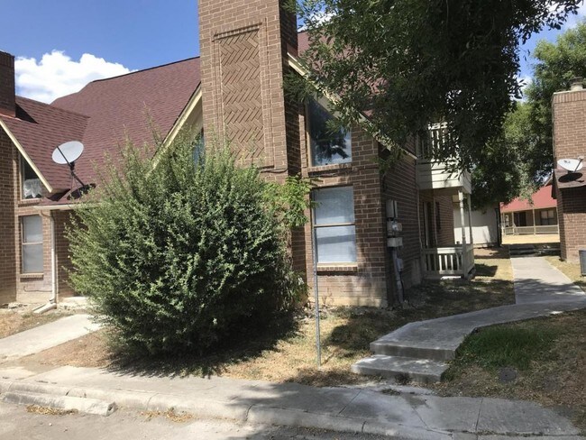 Building Photo - 6002 Bear Canyon