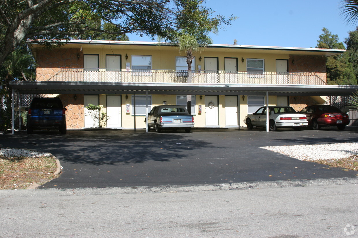 Santa Rosa Apartments Clearwater Fl