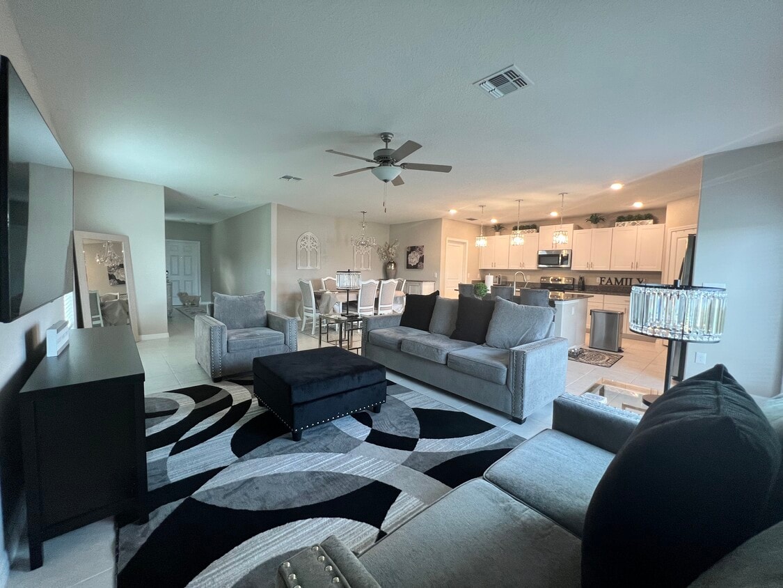 31463 Barrel Wave Way, Wesley Chapel, FL 33545 House Rental in Wesley