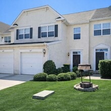 Building Photo - 417 Wilmore Dr