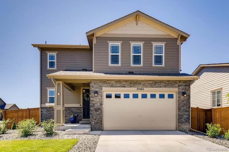 Foto principal - 25162 E Cedar Pl
