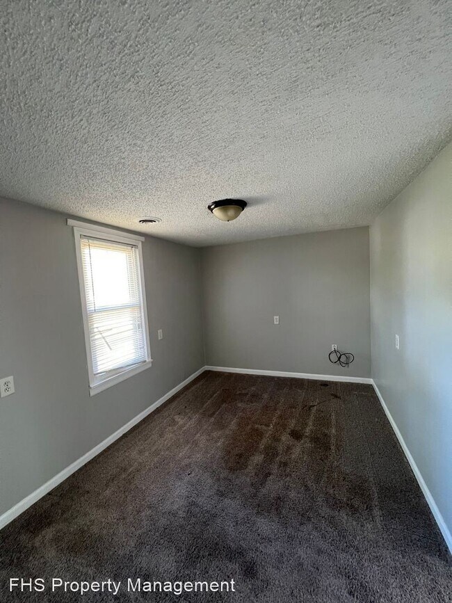 Building Photo - 3 br, 1 bath House - 2537 N Rural Ave