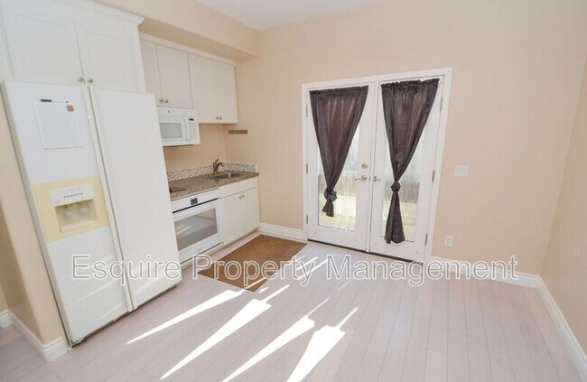 Foto del edificio - 9492 Darling Rd