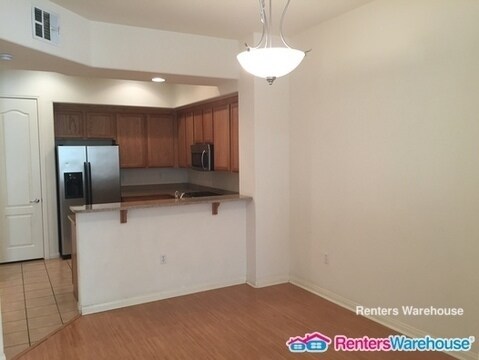 Building Photo - 32 E SERENE Ave