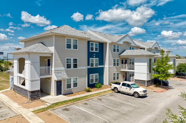 Foto del edificio - The Avenue at San Marcos Student Housing