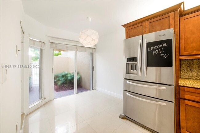 Foto del edificio - 5127 NW 102nd Ct