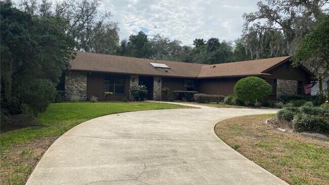 Foto del edificio - 1207 Winter Springs Blvd
