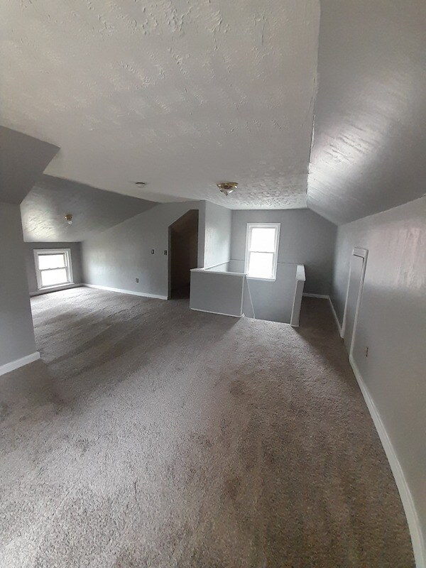 Building Photo - 12614 Thornhurst Ave