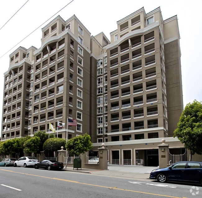 Foto del edificio - The Carlisle Condos
