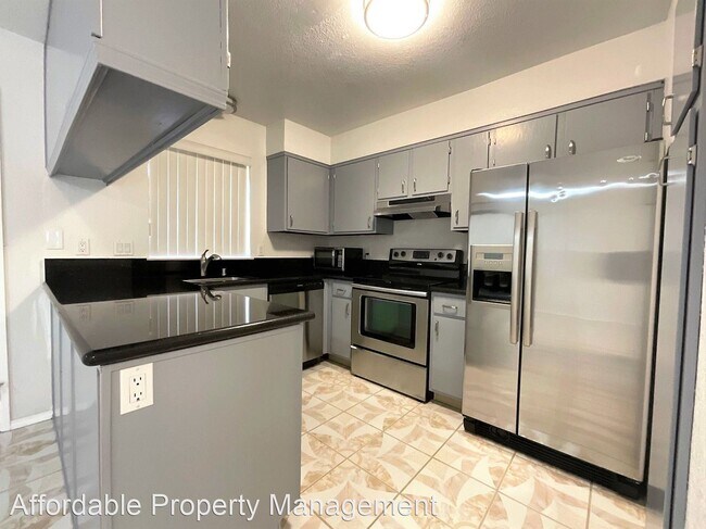 Building Photo - 27427 Stoneridge Ct